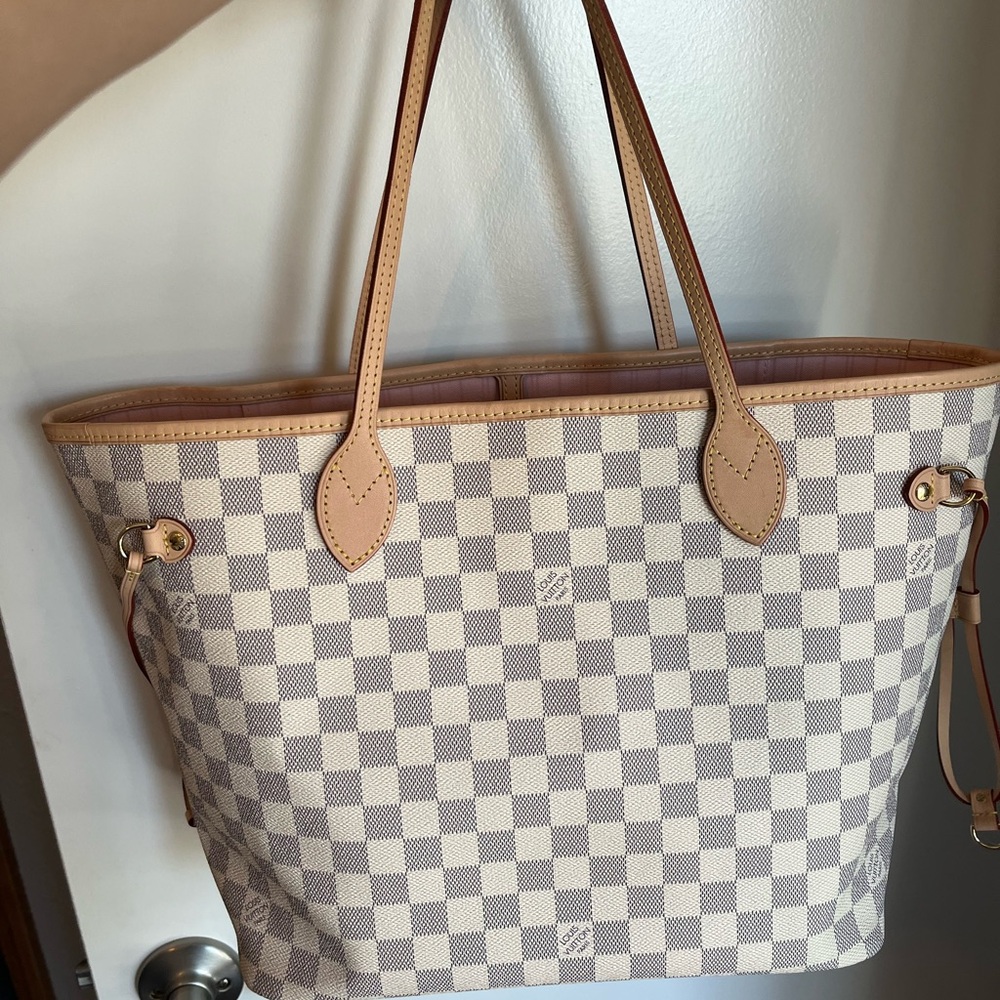Louis Vuitton Neverfull MM